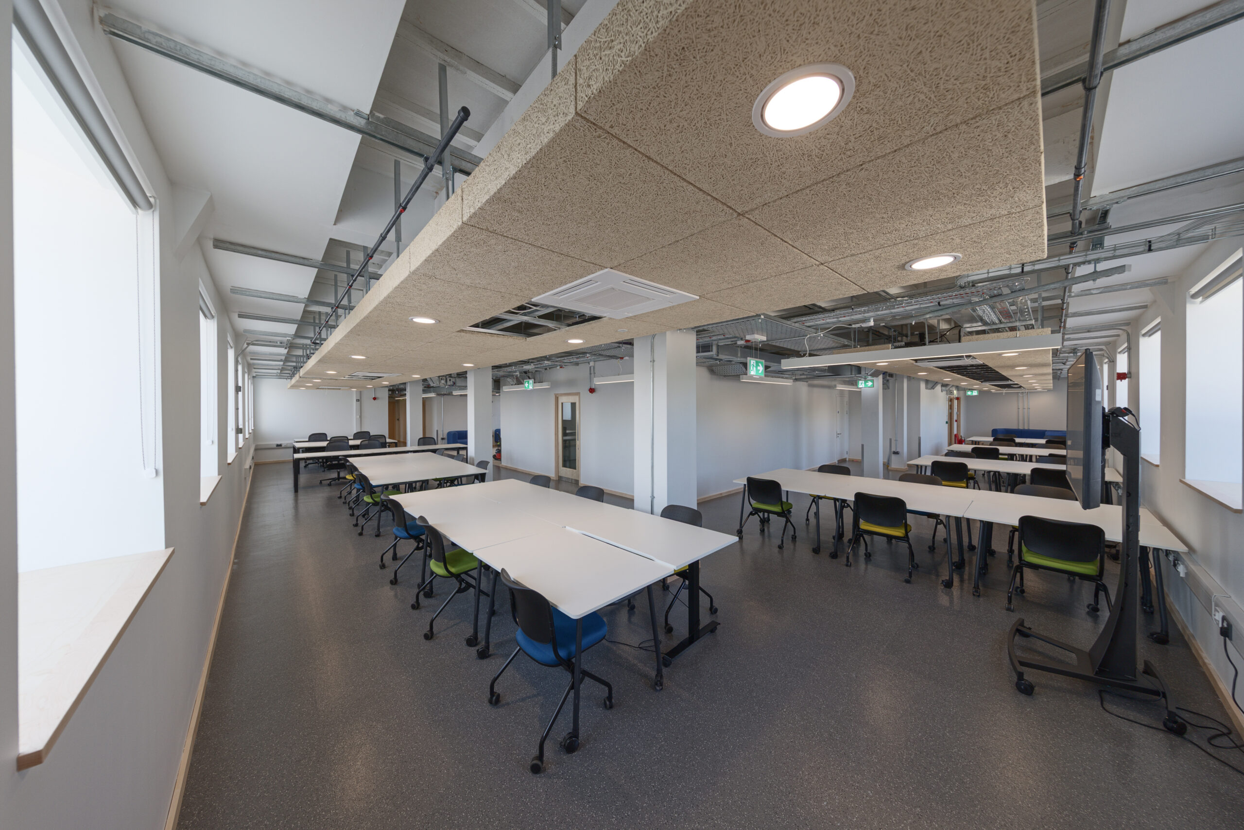 CapitalHse-090726-021