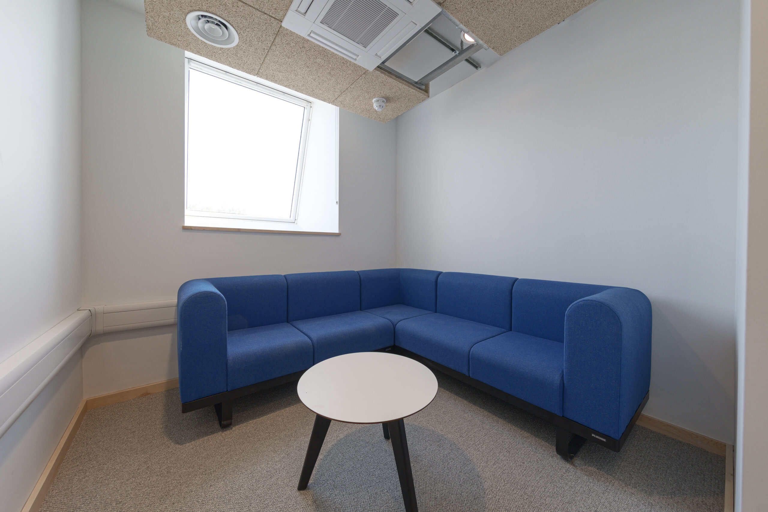 CapitalHse-090726-032